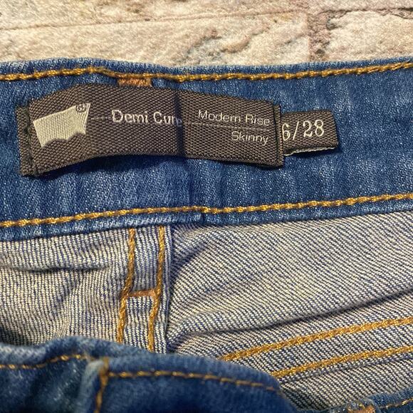 Sz 6/28 Levi’s Demi Curve, Modern Rise Skinny - Picture 4 of 8
